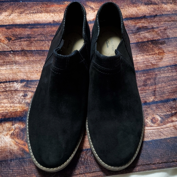 Clarks Booties - Picture 2 of 10